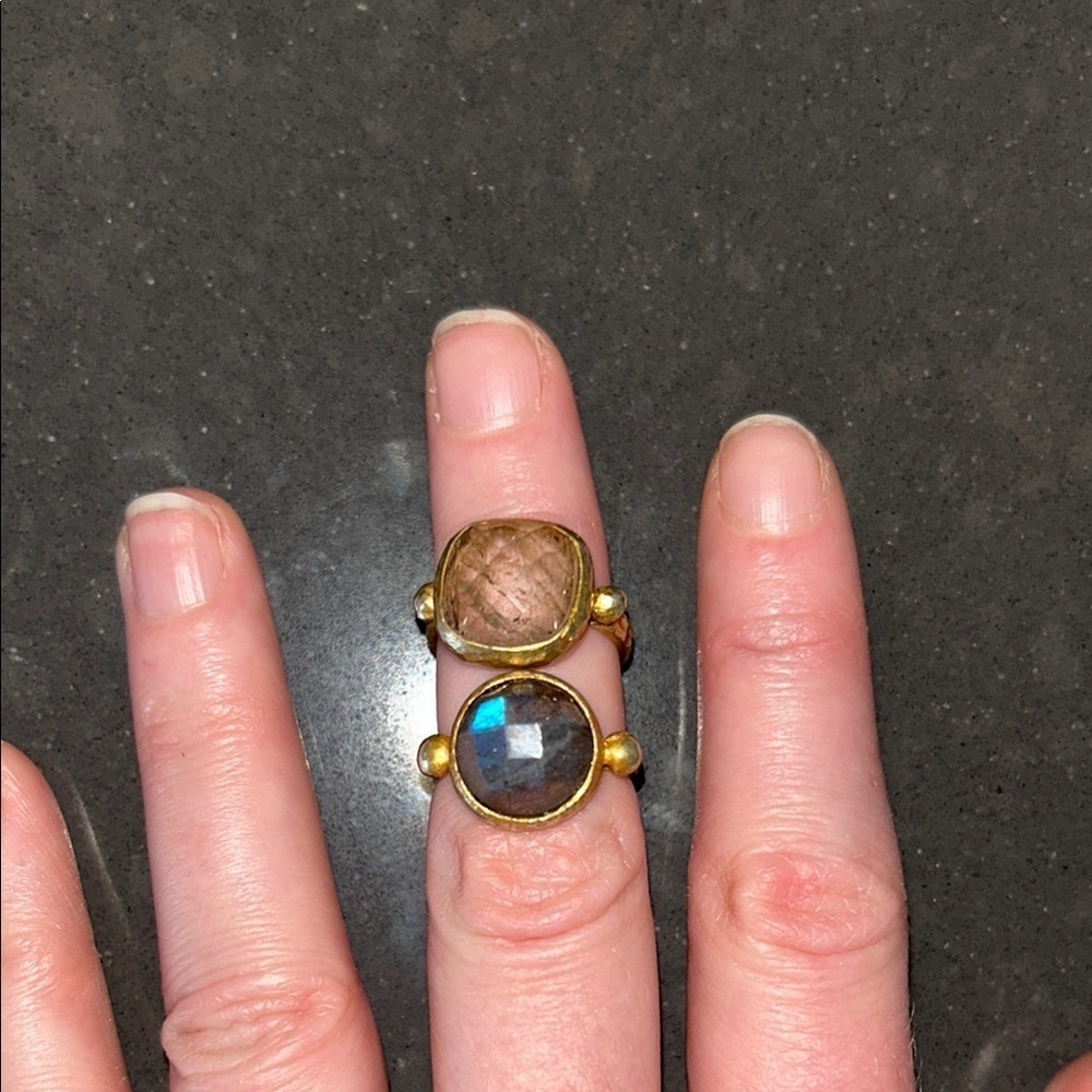 Lot of two rings- Both are size 7